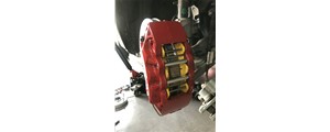 2018款JEEP 指揮官，升級(jí)AP9040六活塞